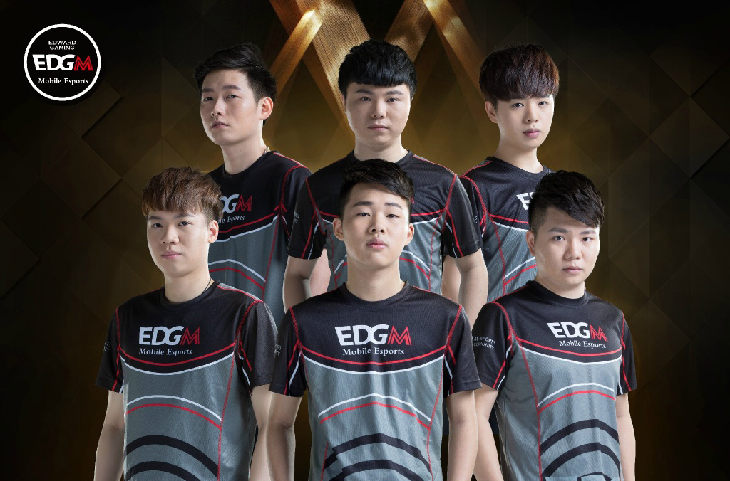 球员们在每 球员们在每