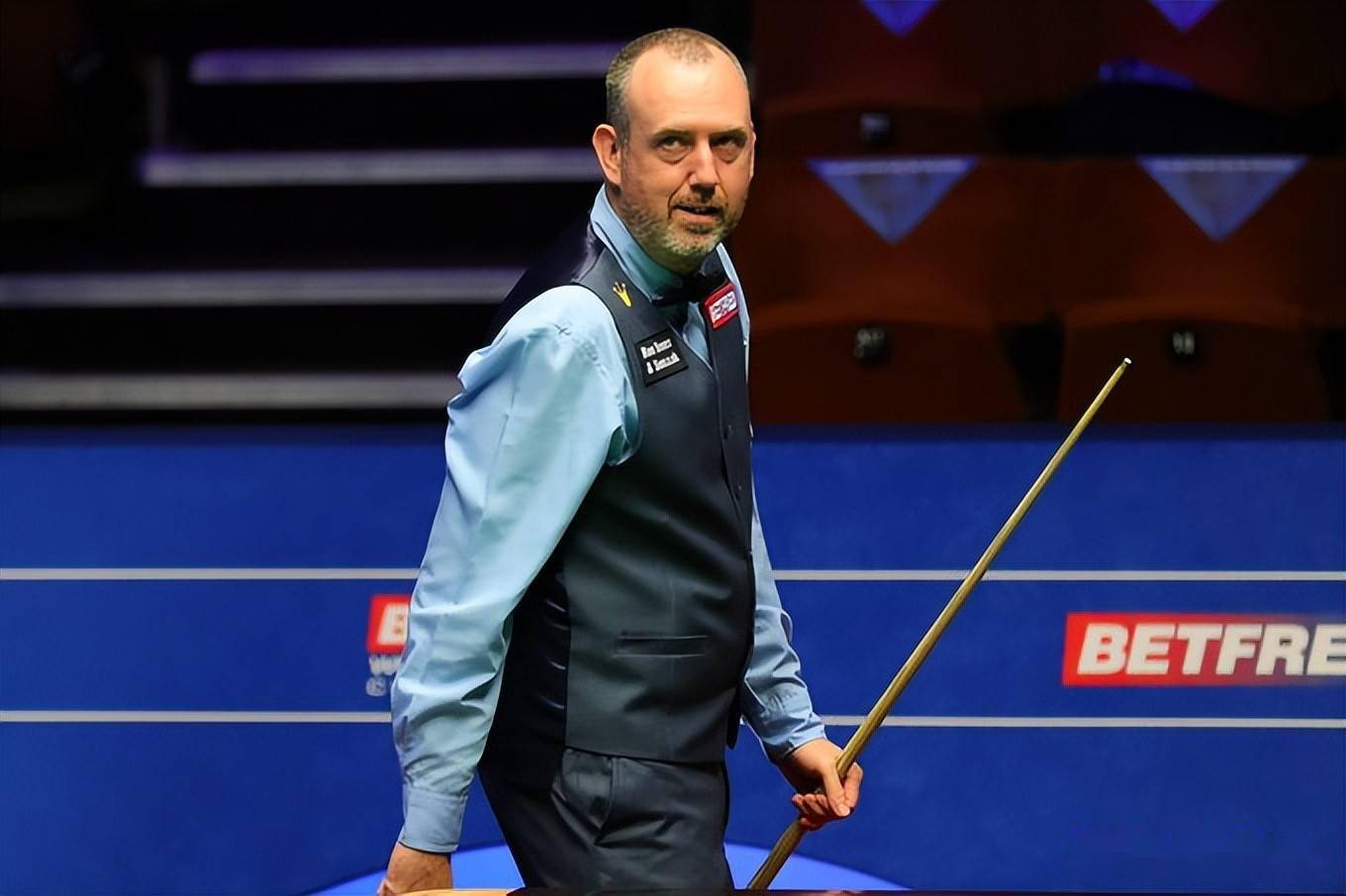 他们迫使对 他们迫使对