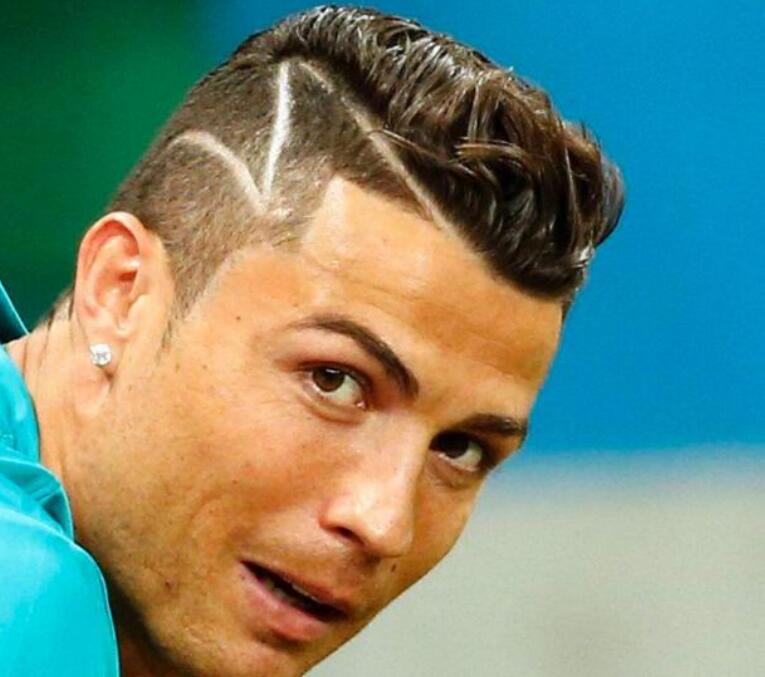 輕球員有著 輕球員有著